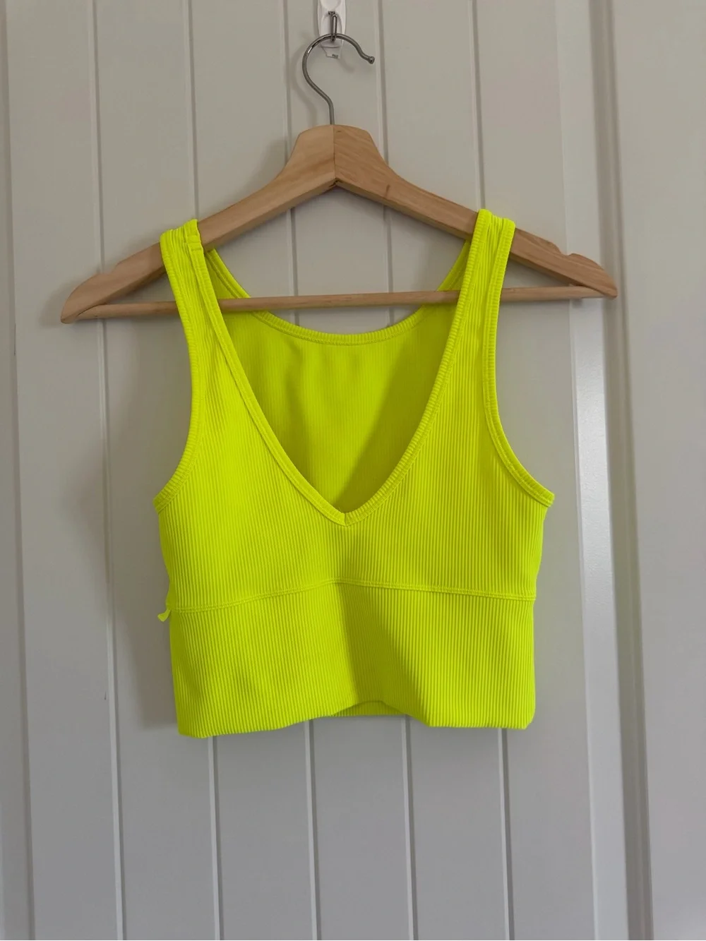 Lululemon Power Pivot Ribbed Tank Top Electric Lemon Size Small Hiking Running